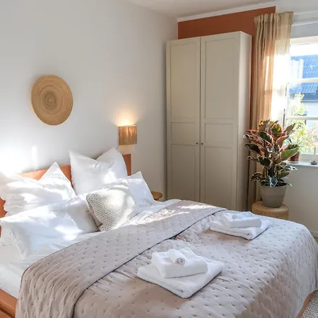 Boutique Nahe Hambacher Schloss, 2 Sz, 2 Baeder Und Terrasse! Apartmán *