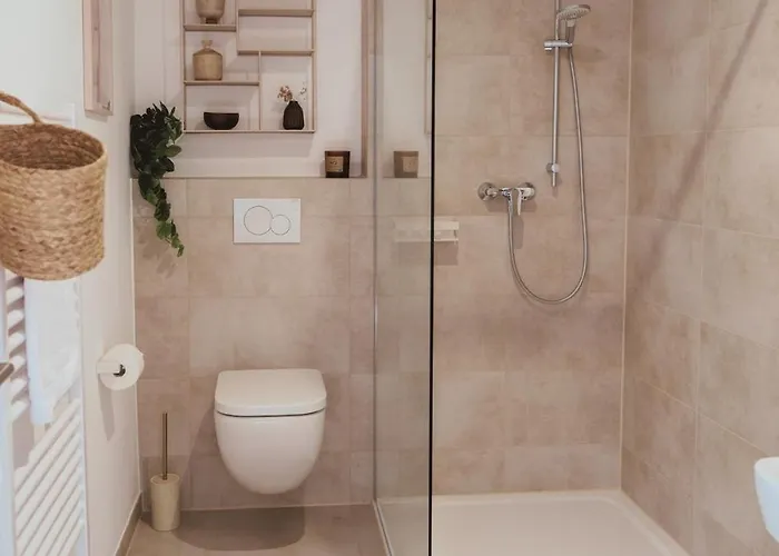 Zenkoje - Ankommen, Entspannen Mit Garten, Terrasse, 2 Schlafzimmern Und 2 Baedern! דירה *